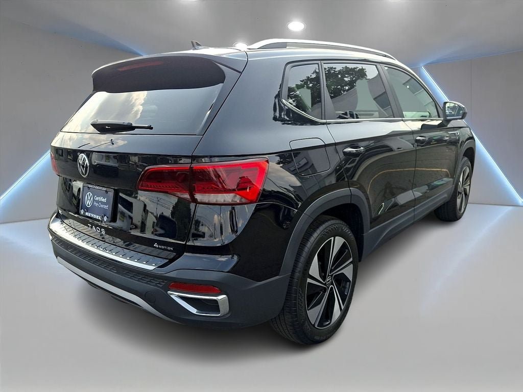 Certified 2023 Volkswagen Taos SE w/ Panoramic Sunroof Package AWD/4WD image 4
