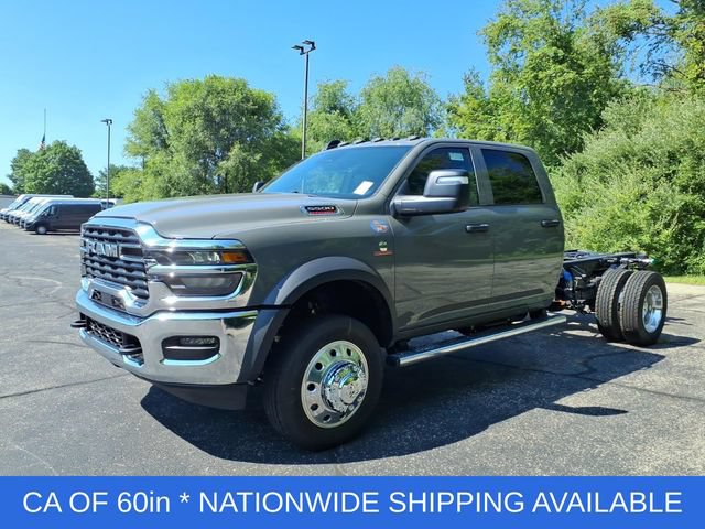 New 2026 RAM 5500 Tradesman w/ Chrome Appearance Group AWD/4WD image 3