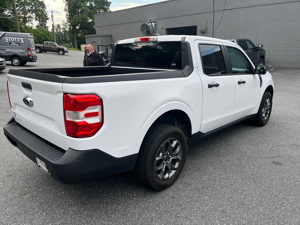 Certified 2023 Ford Maverick XLT FWD image 15