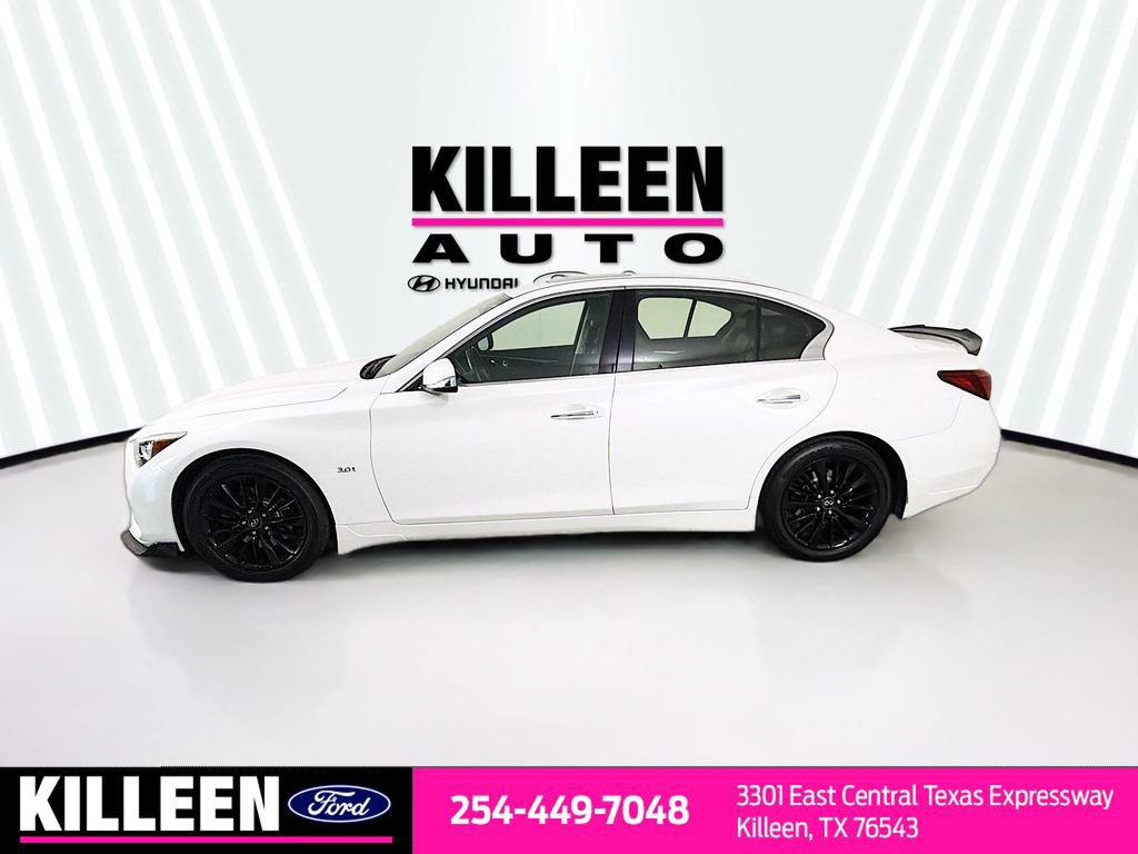 Used 2018 INFINITI Q50 Luxe w/ Essential Package (3.0T Luxe) AWD/4WD image 4