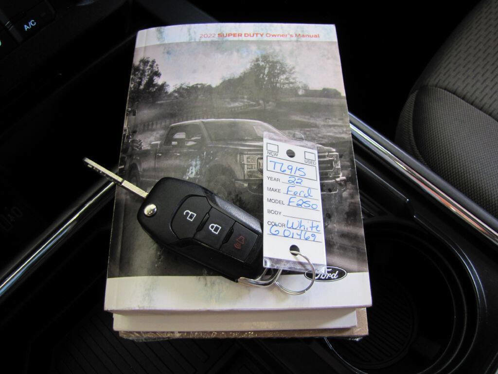 Used 2022 Ford F250 XLT w/ Black Appearance Package image 43