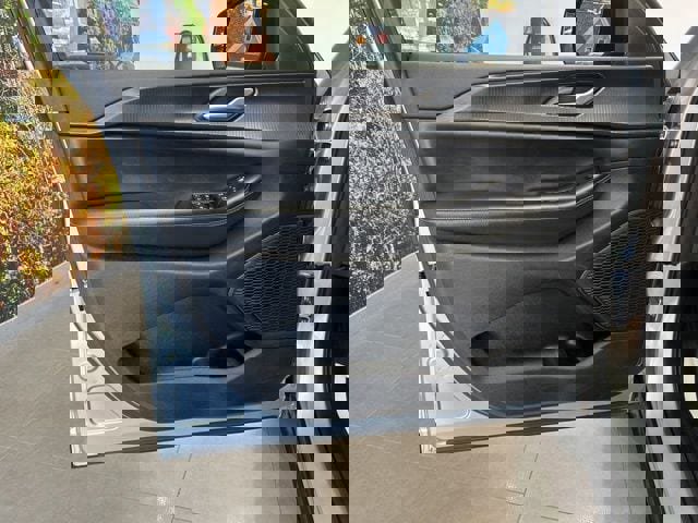 Used 2023 Jeep Grand Cherokee L Laredo image 23