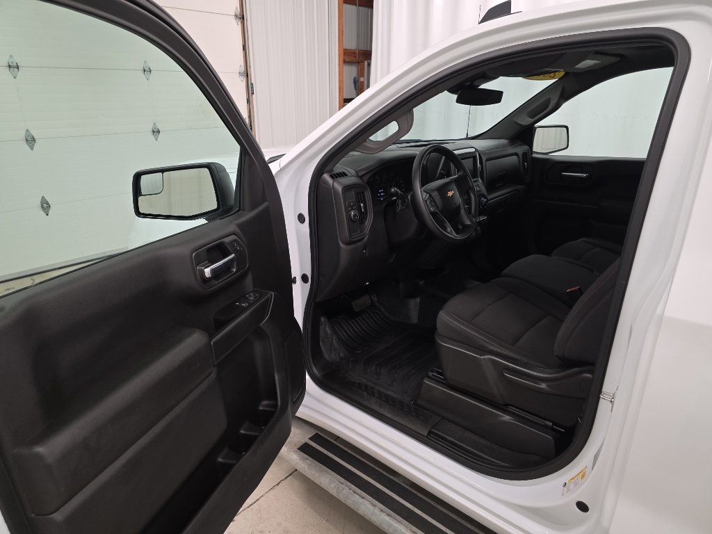 Used 2025 Chevrolet Silverado 1500 W/T RWD image 14