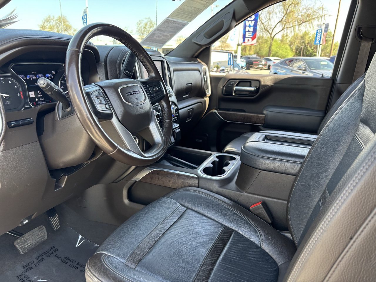 Used 2020 GMC Sierra 1500 Denali w/ Denali Ultimate Package AWD/4WD image 17