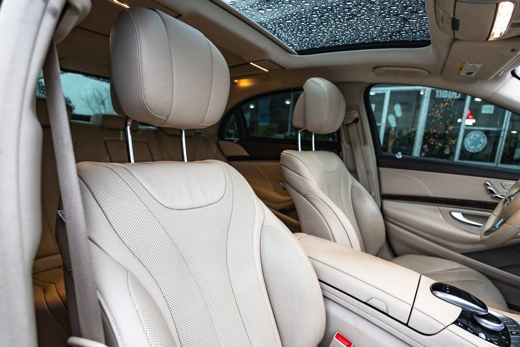 Used 2019 Mercedes-Benz S 450 Sedan image 31