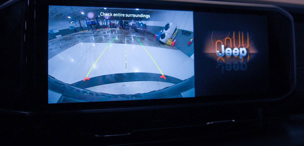 Used 2025 Jeep Wrangler Unlimited Rubicon 4xe w/ Convenience Group image 19