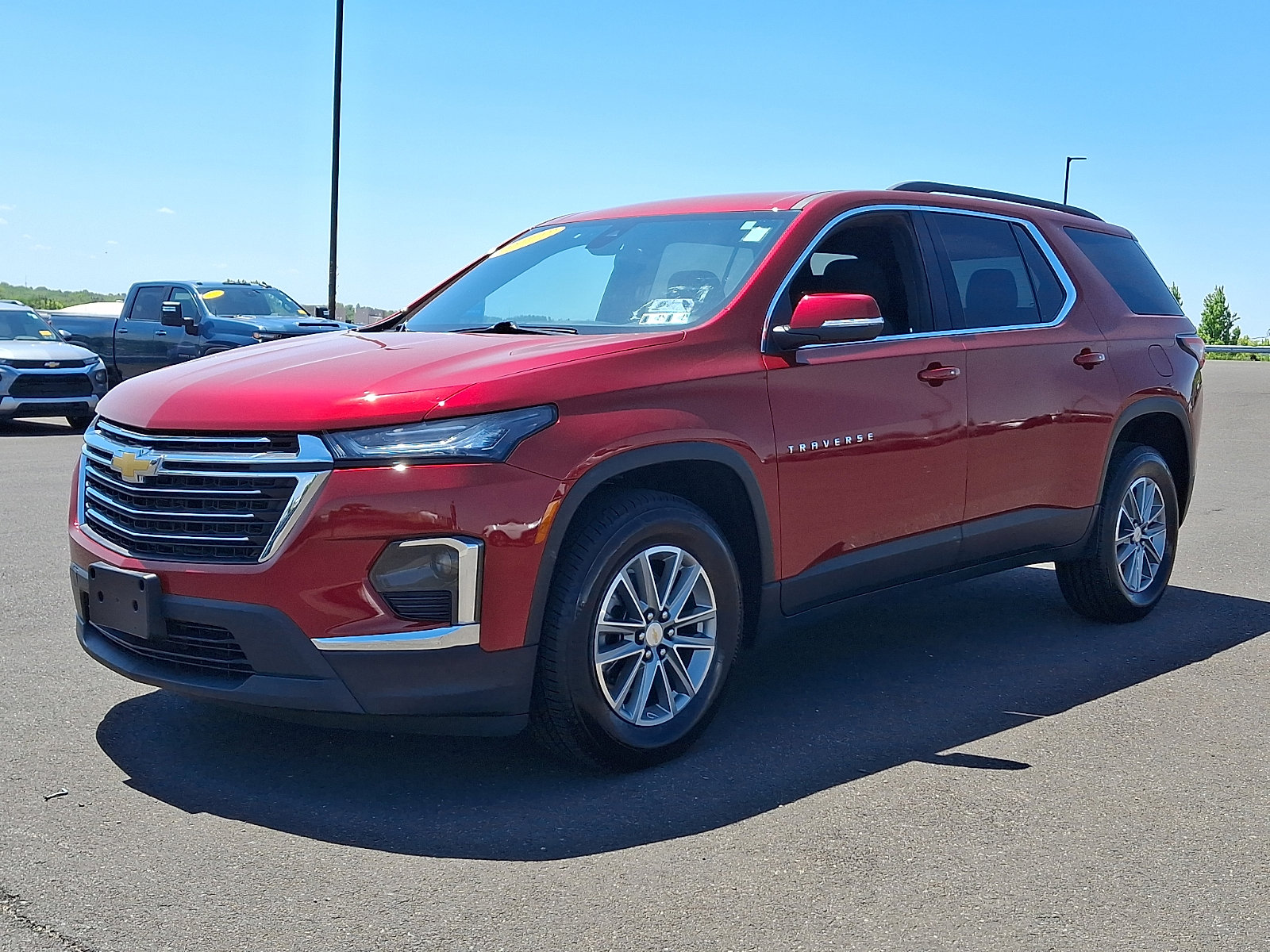 Certified 2023 Chevrolet Traverse LT AWD/4WD image 3