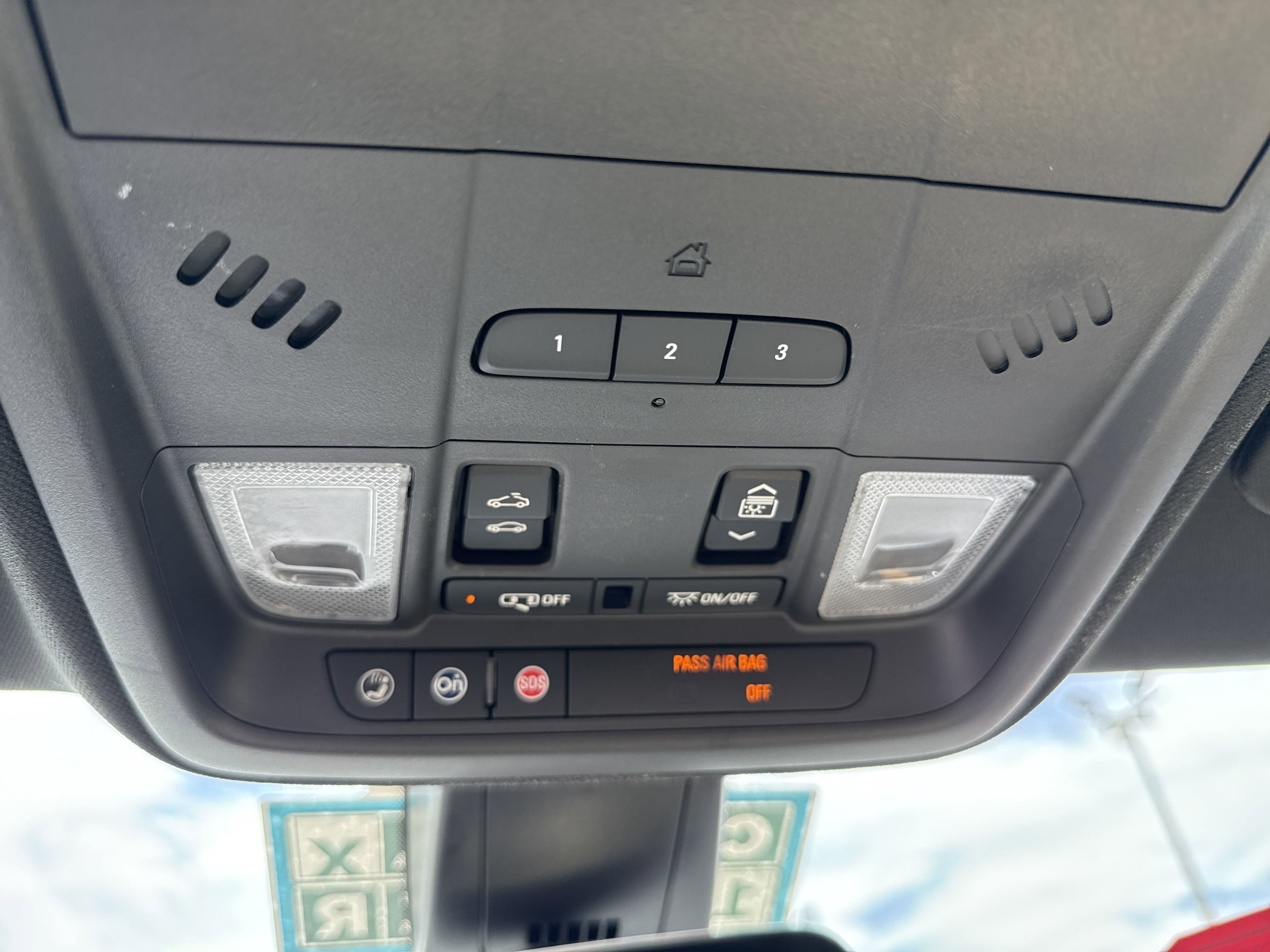 Used 2018 Cadillac XT5 Luxury w/ Driver Awareness Package image 24