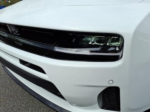 New 2026 Dodge Charger R/T w/ Driver Convenience Group AWD/4WD image 11