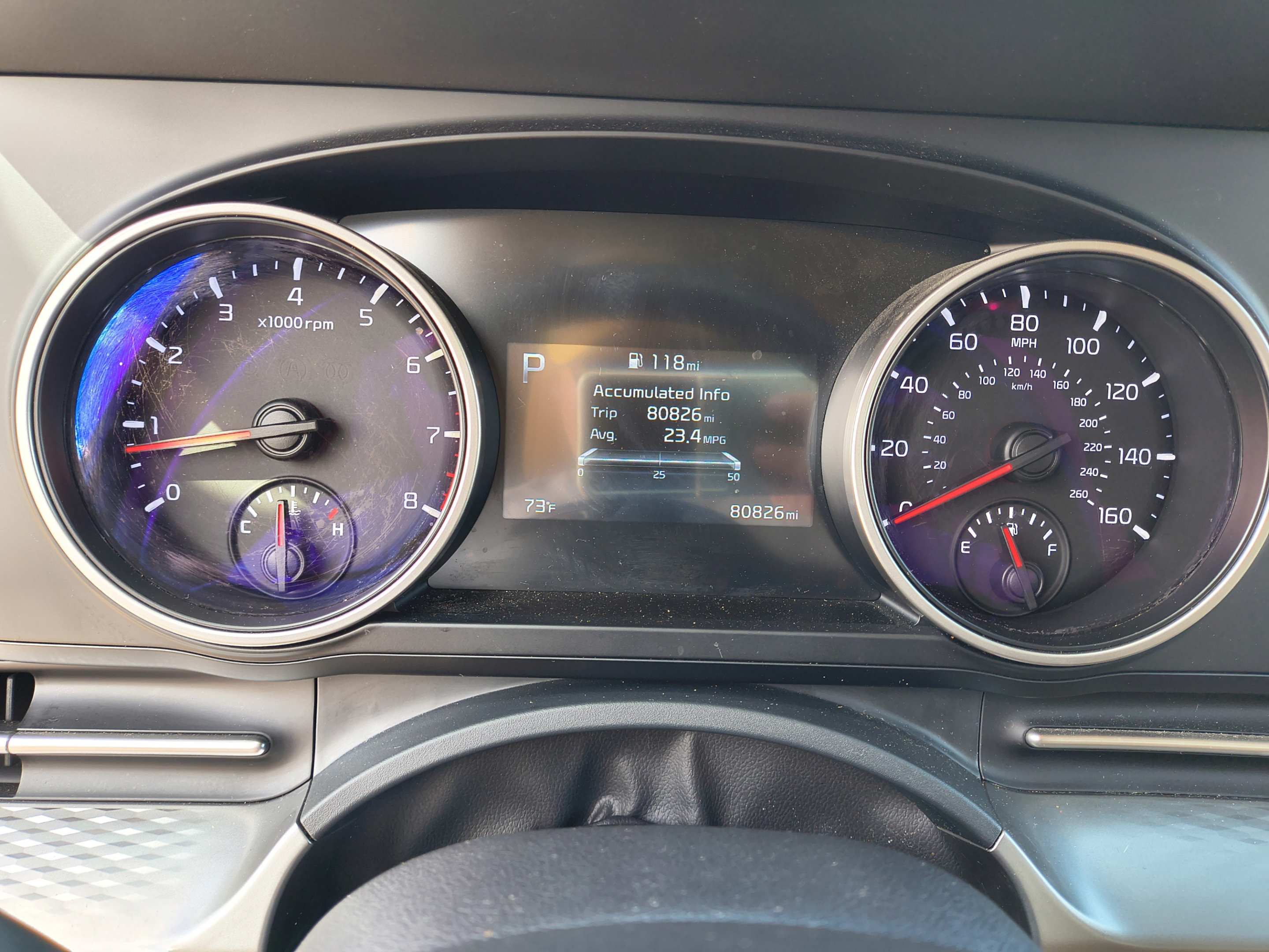 Used 2023 Kia Carnival LX FWD image 31
