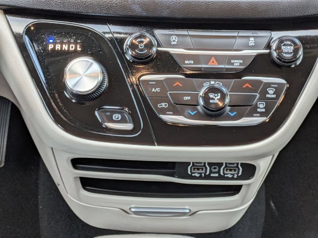 Certified 2024 Chrysler Voyager LX FWD image 17