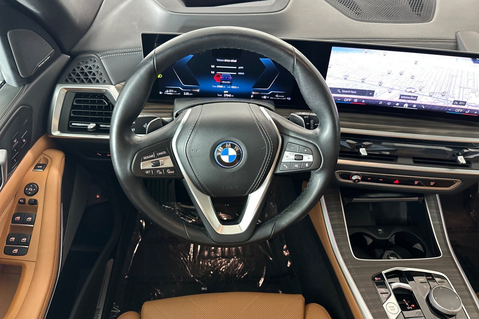 Used 2024 BMW X5 xDrive50e w/ Premium Package AWD/4WD image 31
