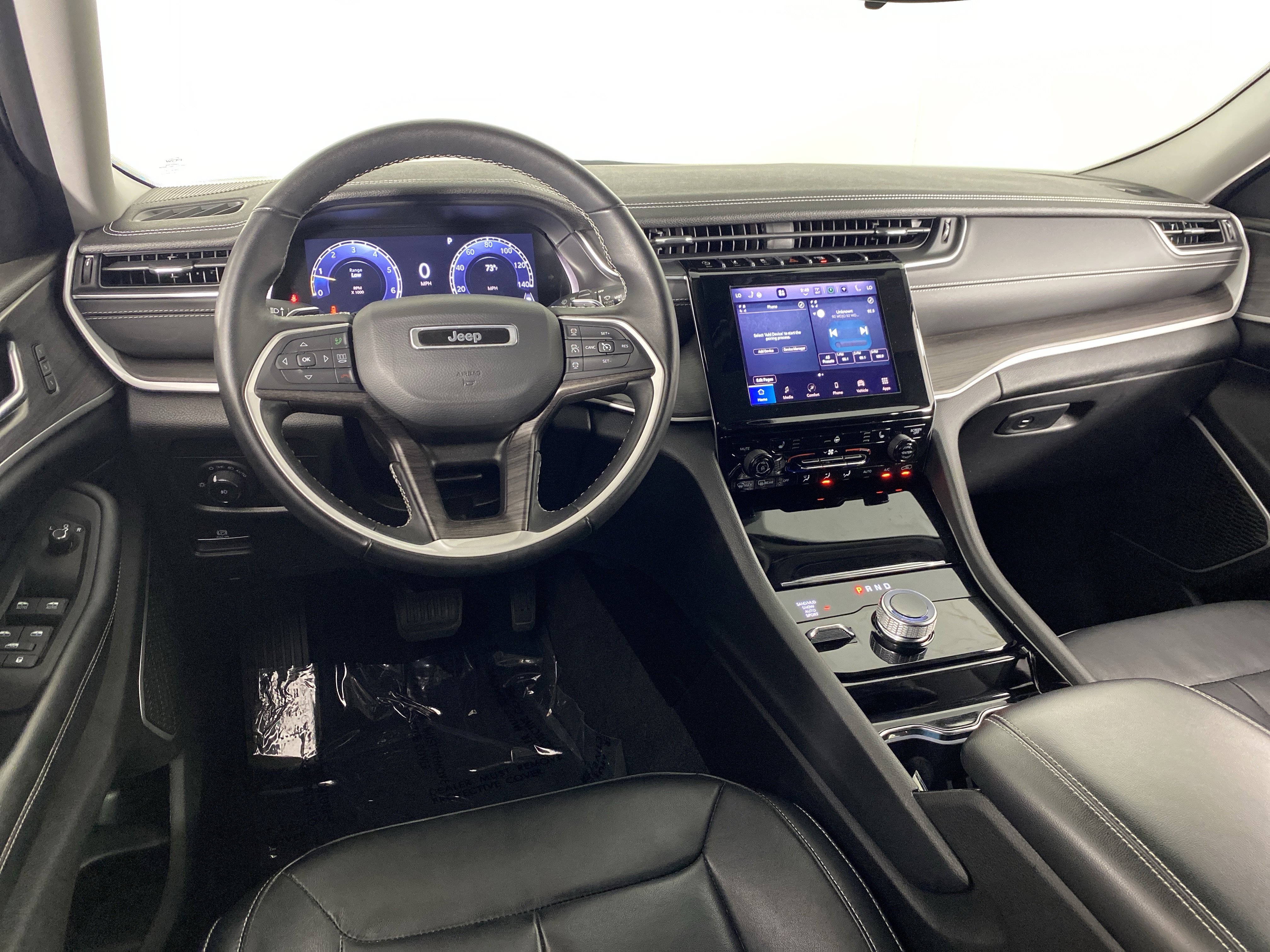 Used 2022 Jeep Grand Cherokee L Limited AWD/4WD image 39