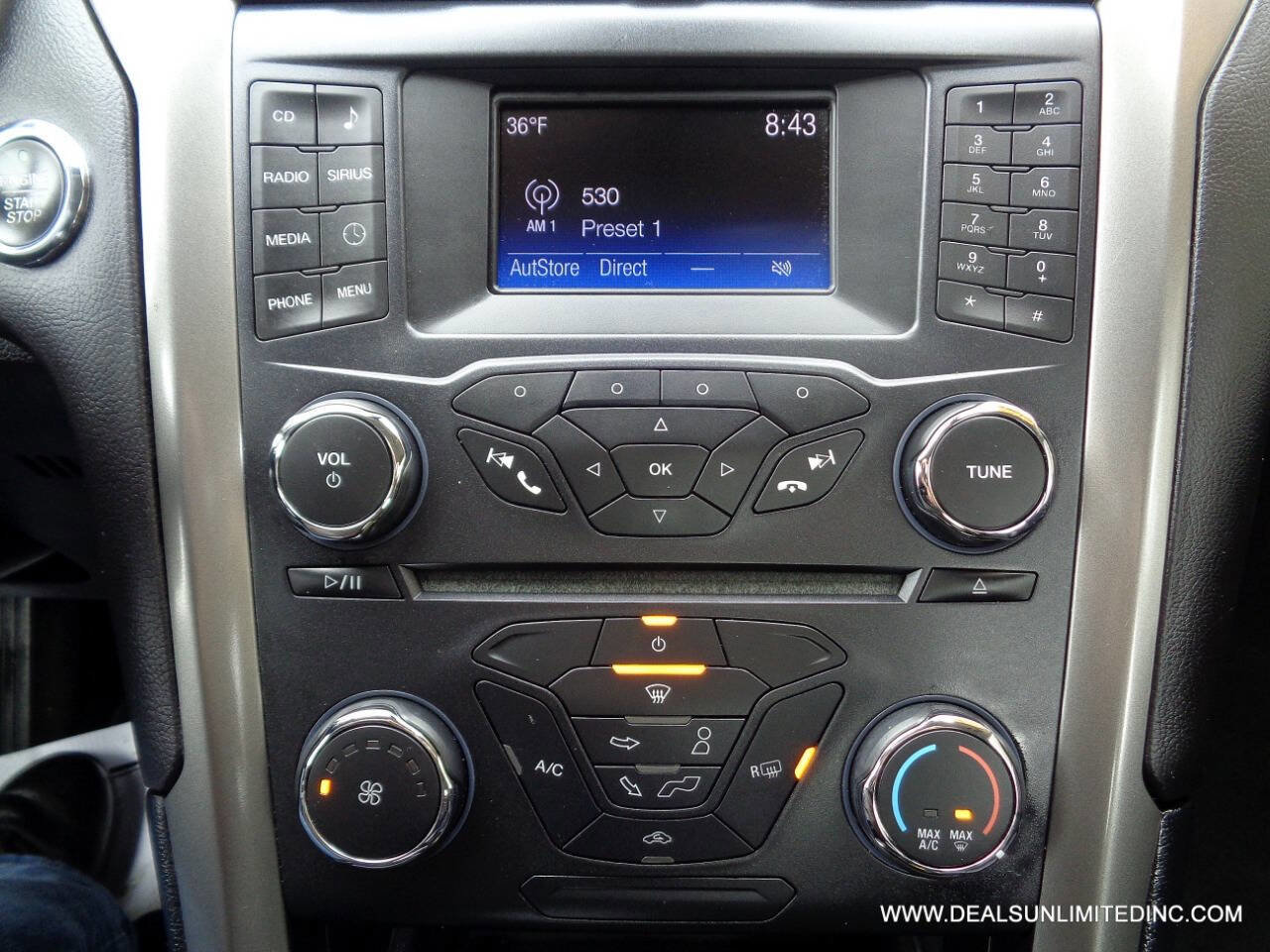 Used 2017 Ford Fusion SE image 9