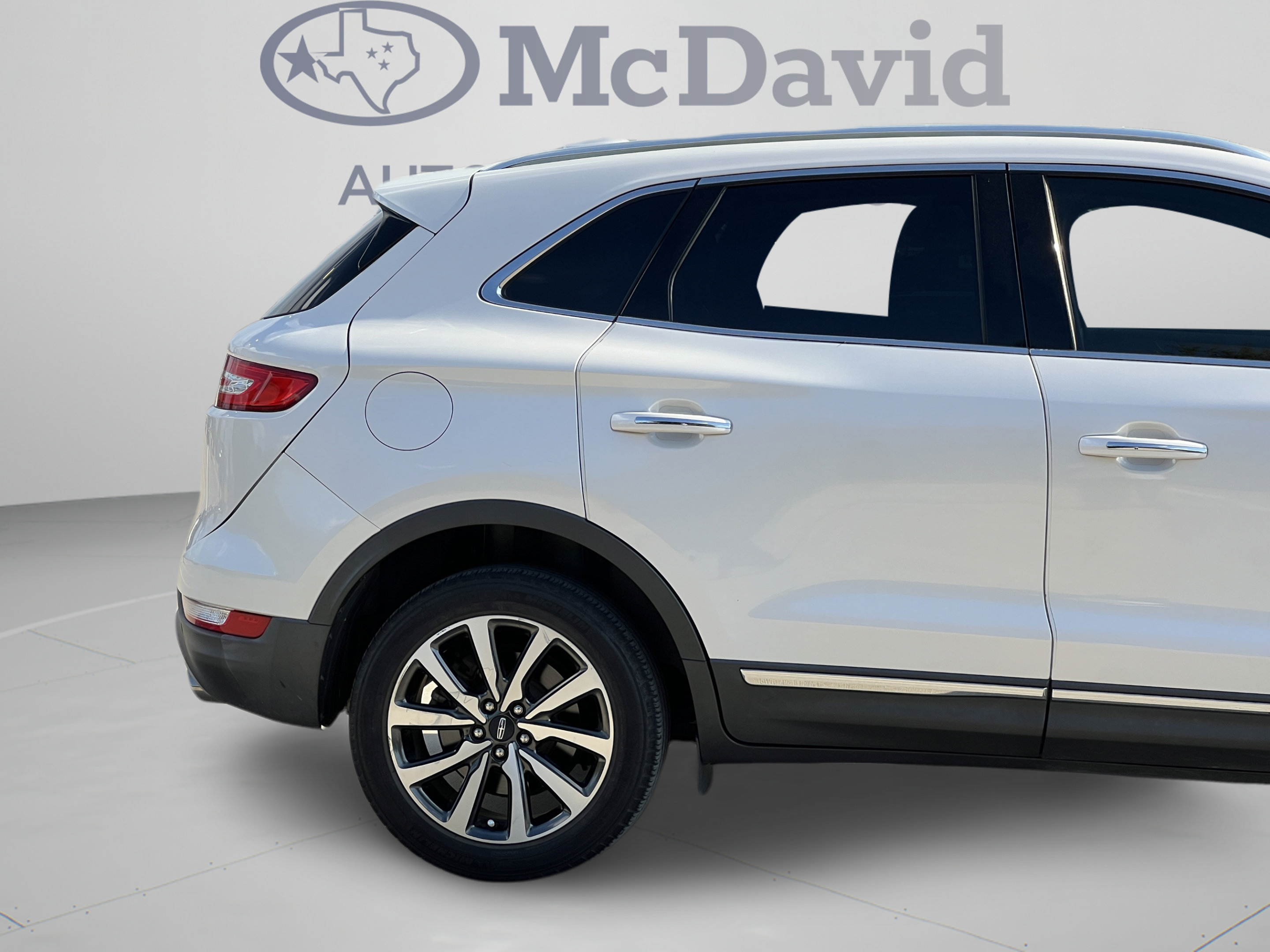Used 2019 Lincoln MKC Reserve w/ MKC Climate Package FWD image 33