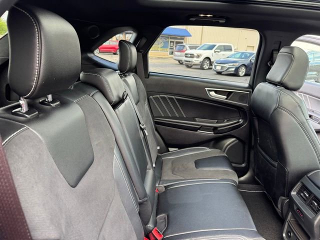 Used 2024 Ford Edge ST w/ Equipment Group 401A AWD/4WD image 45