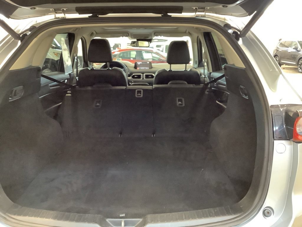 Used 2018 MAZDA CX-5 Touring w/ Preferred Equipment Package AWD/4WD image 15