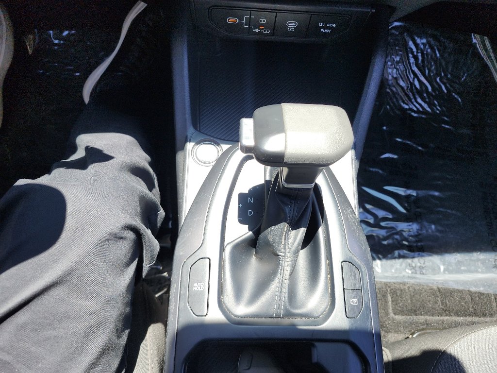 Used 2025 Kia K4 FWD image 25