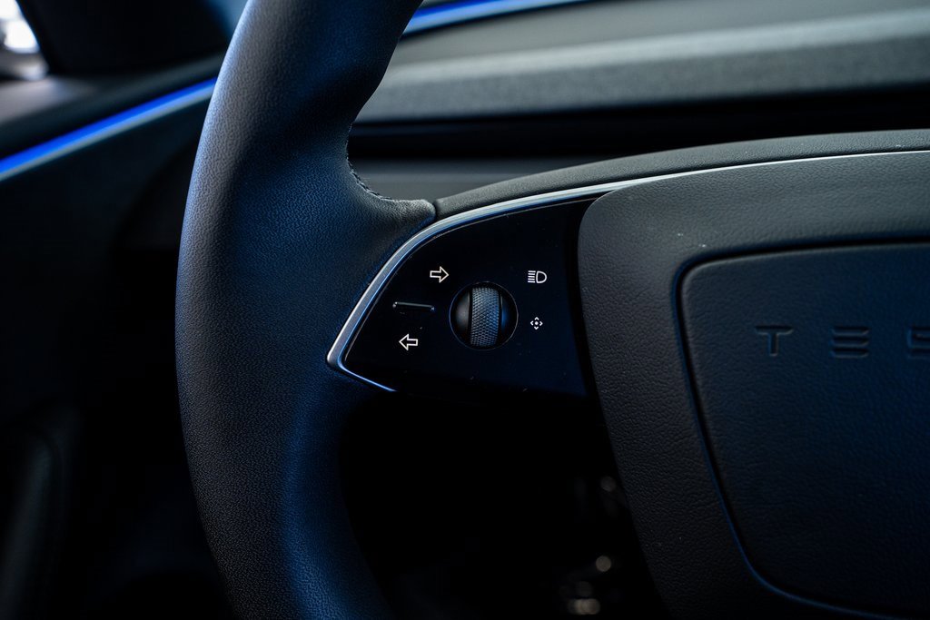 Used 2025 Tesla Model 3 Long Range image 41