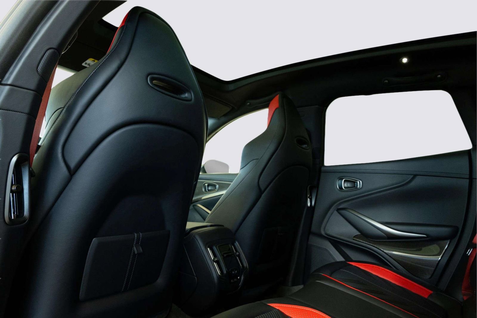 New 2026 Aston Martin DBX S image 43