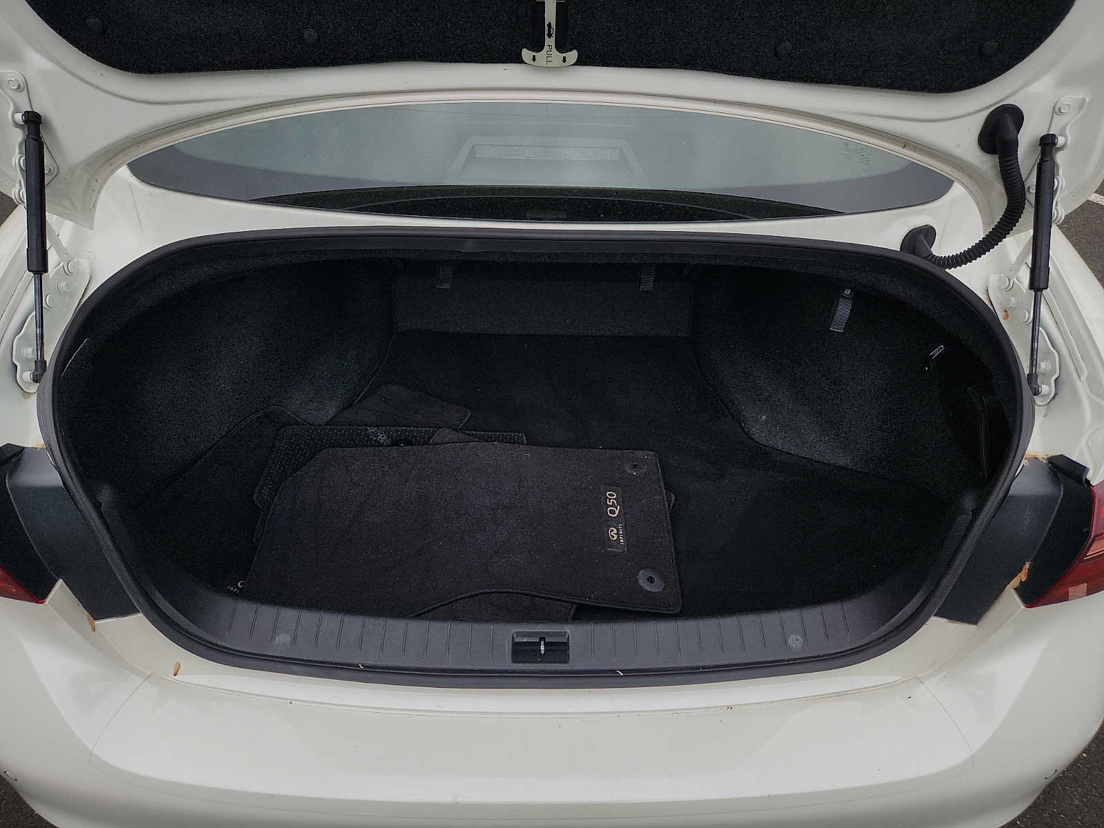 Used 2023 INFINITI Q50 Luxe w/ Cargo Package AWD/4WD image 28