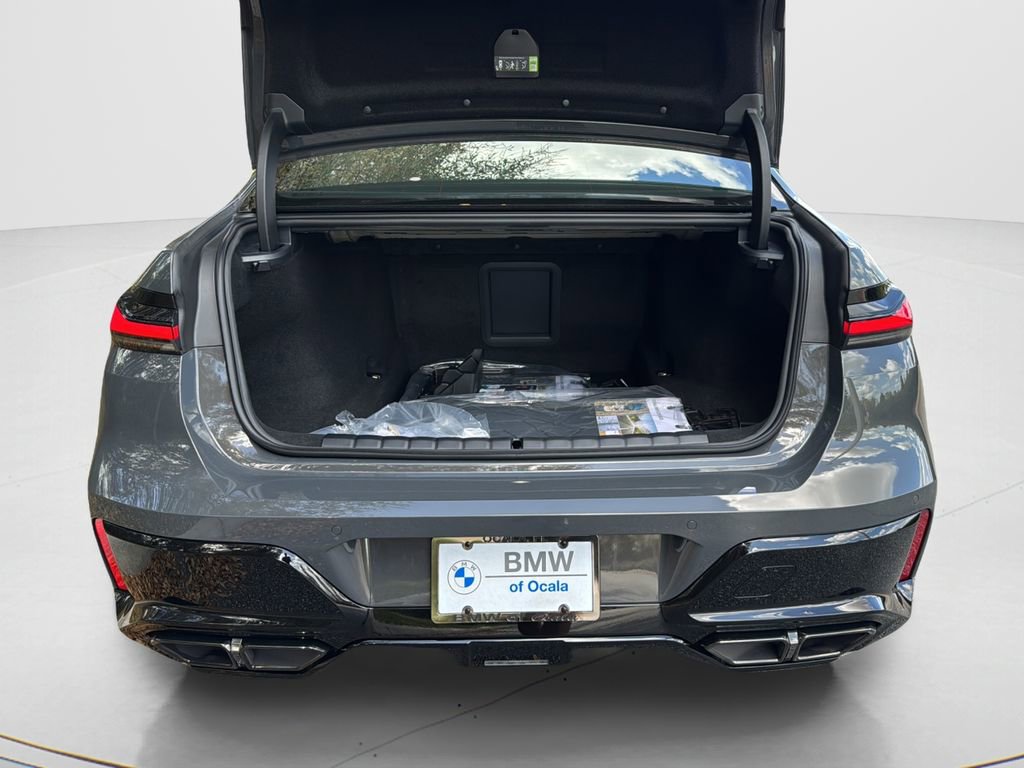 New 2026 BMW 760i xDrive image 26