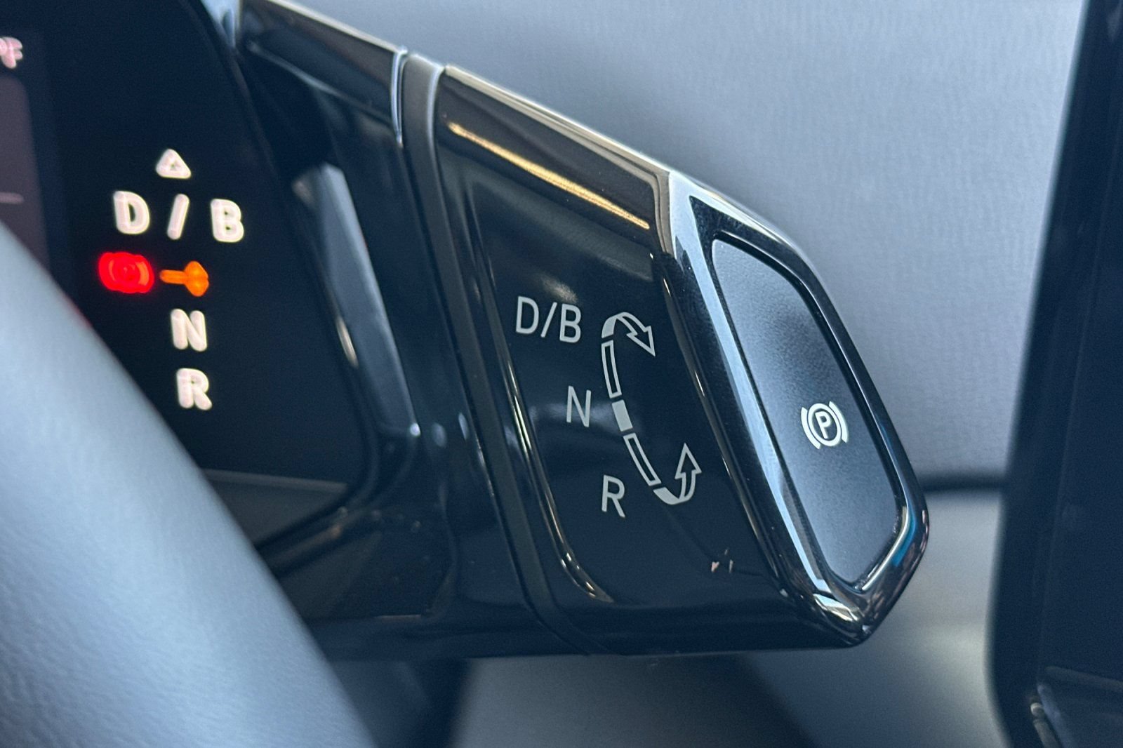 Used 2023 Volkswagen ID.4 Pro RWD image 22