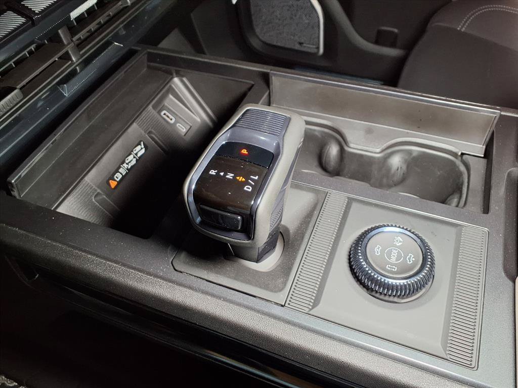 New 2026 GMC Hummer EV 4x4 Crew Cab image 13