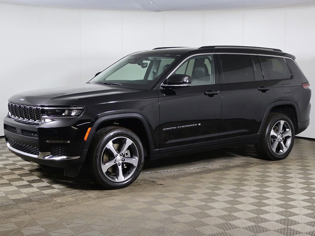 Used 2023 Jeep Grand Cherokee L Limited image 11