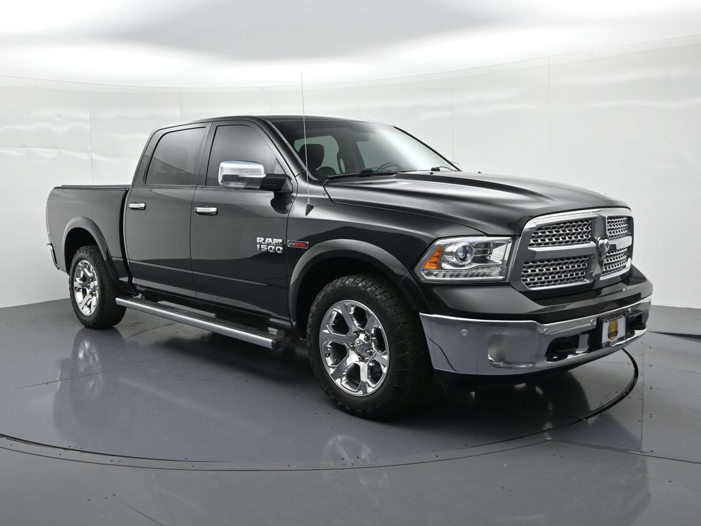 Used 2015 RAM 1500 Laramie w/ Convenience Group AWD/4WD image 4