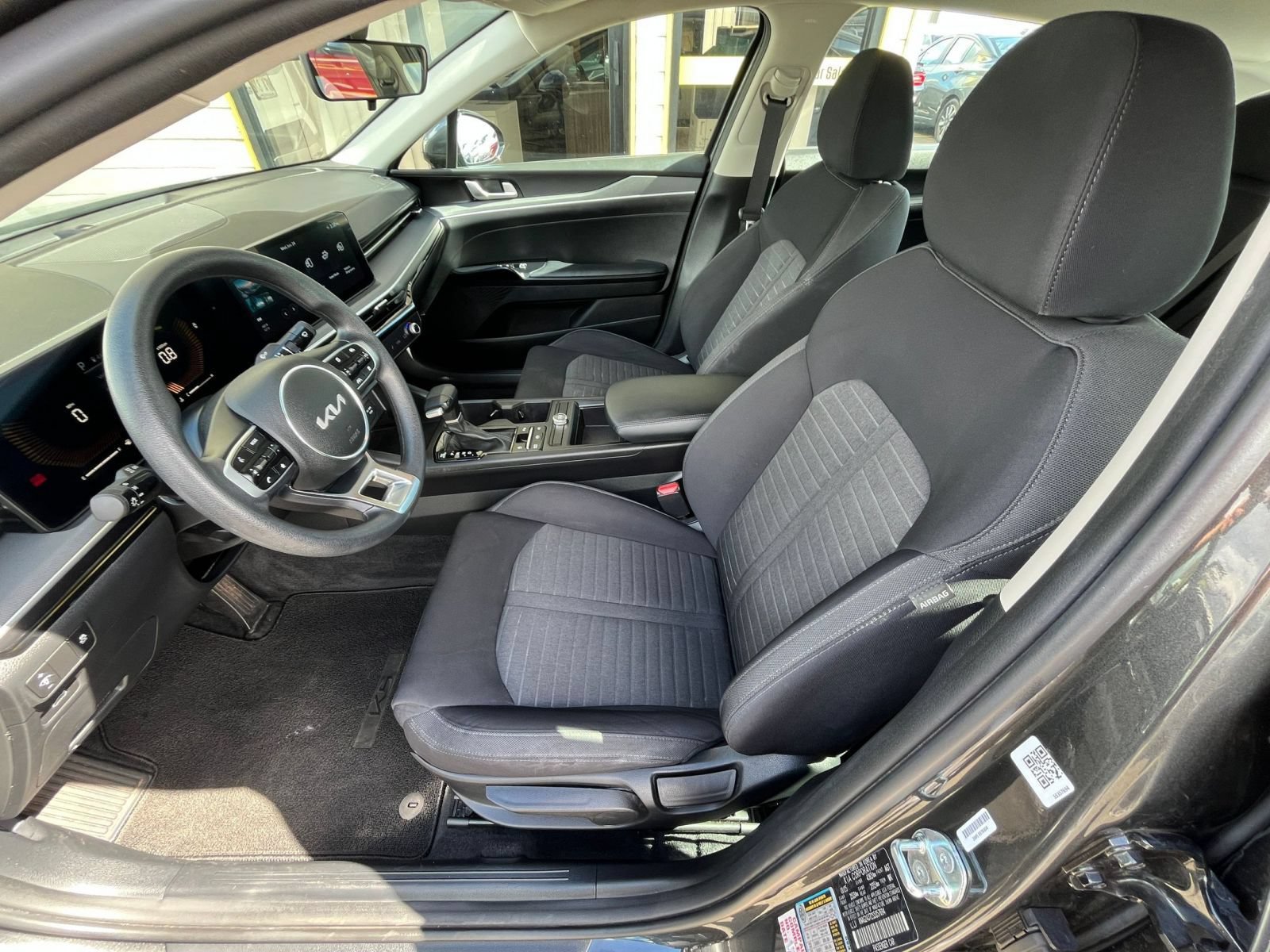 Used 2025 Kia K5 LXS FWD image 27