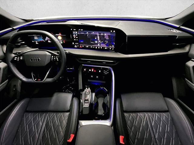 Used 2025 Audi SQ5 Premium Plus image 16