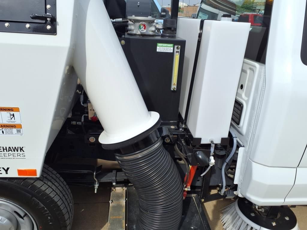 Used 2024 Ford F250 XL image 30