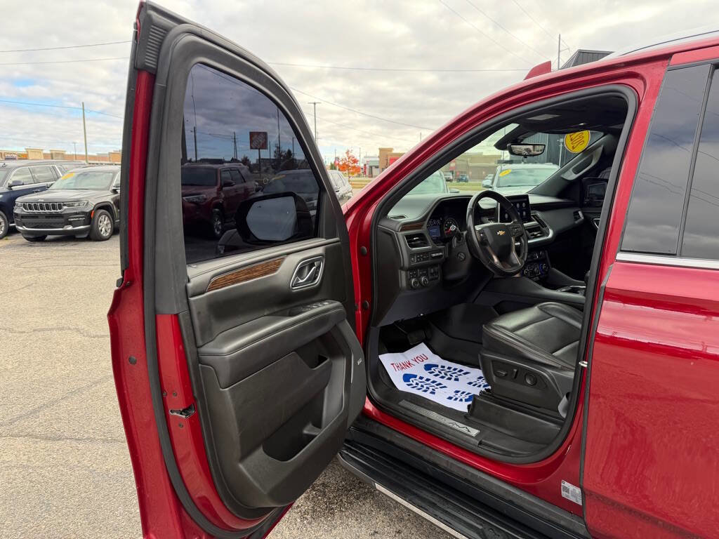 Used 2021 Chevrolet Suburban High Country AWD/4WD image 10
