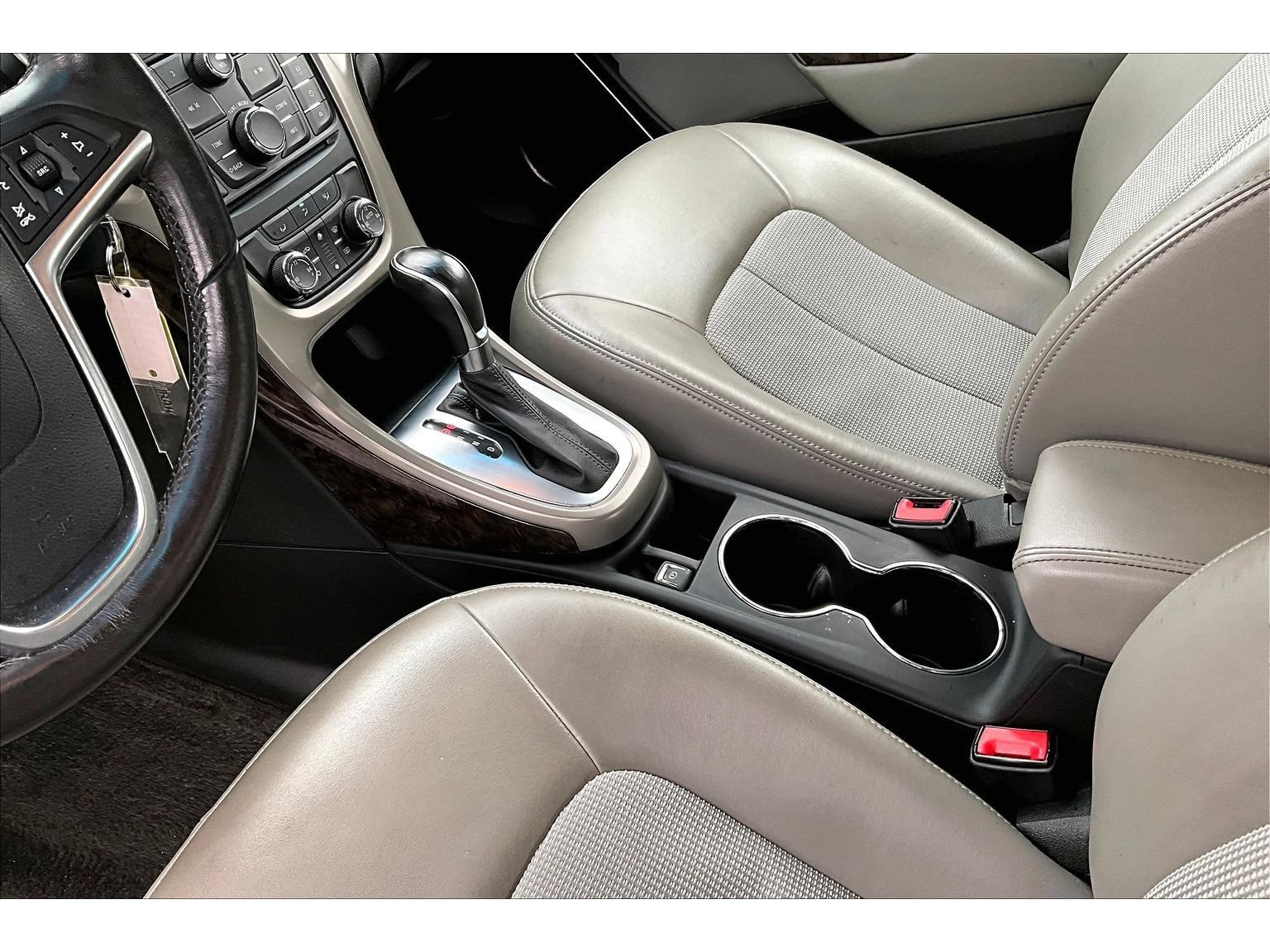 Used 2012 Buick Verano Convenience FWD image 24