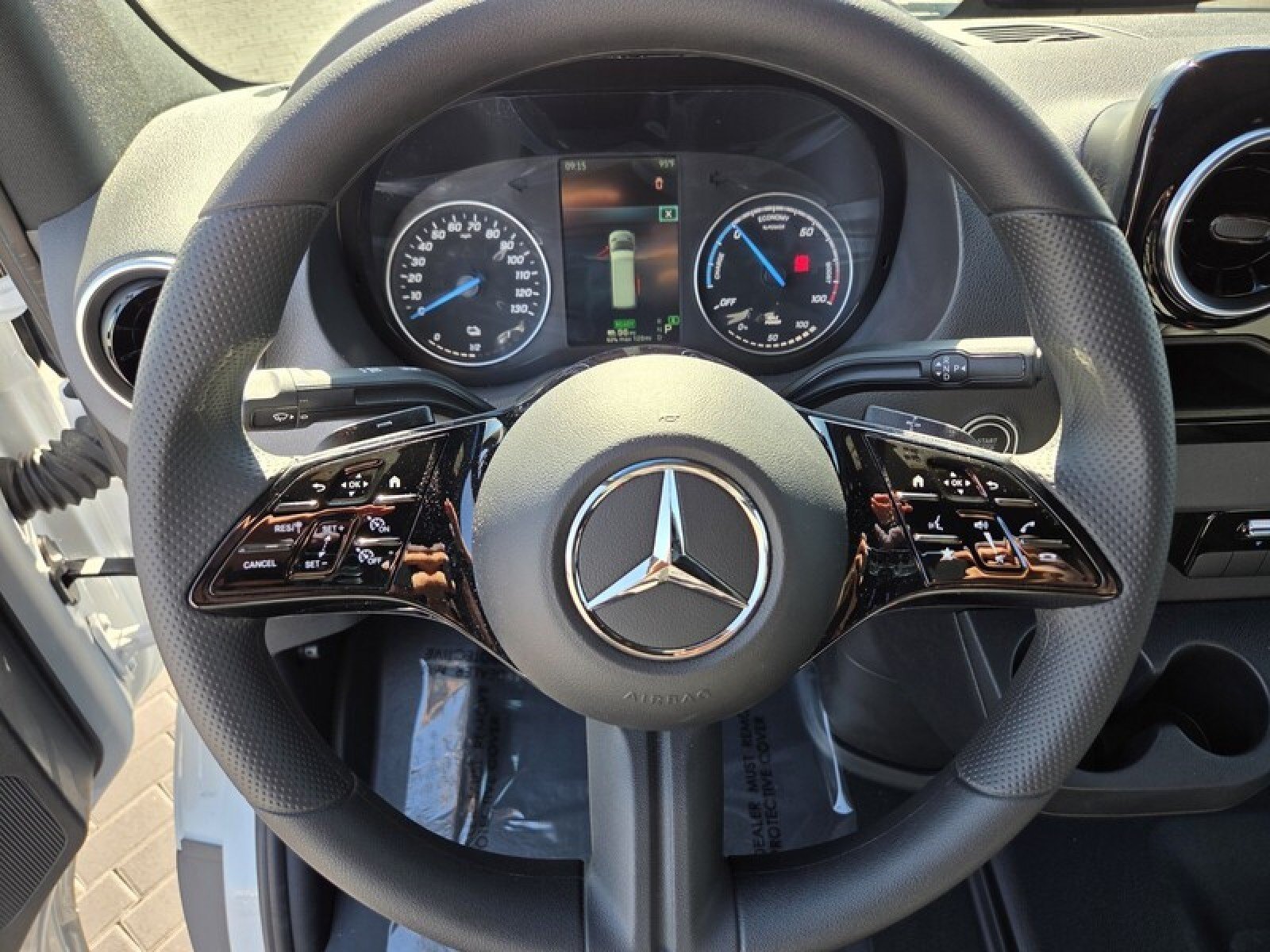 New 2025 Mercedes-Benz eSprinter 170 Cargo image 23