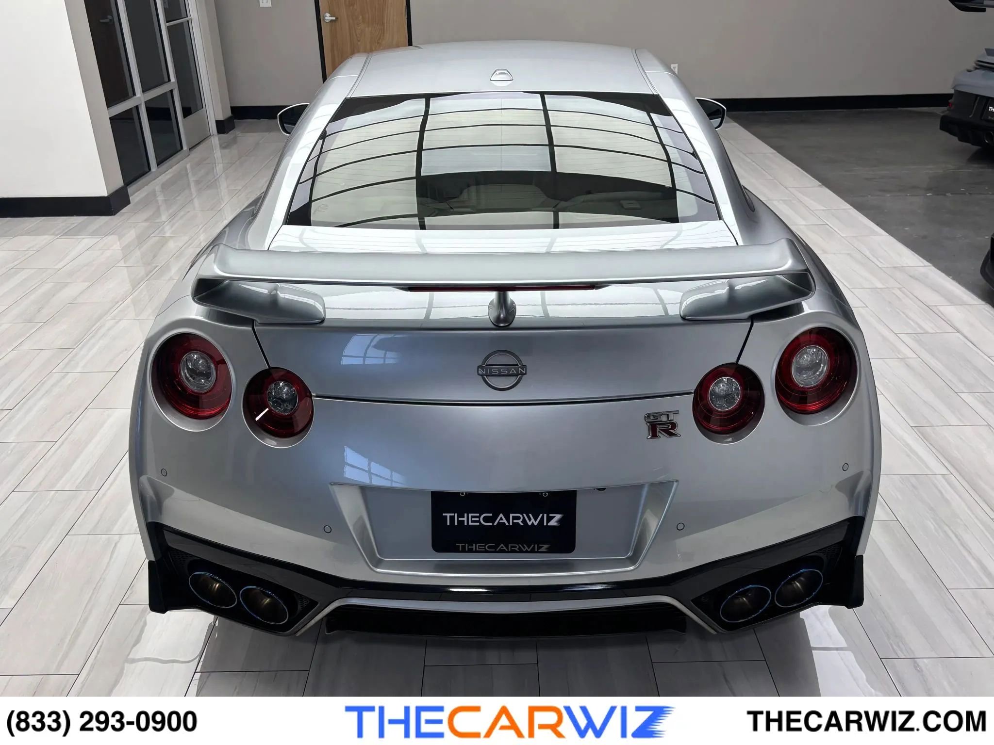 Used 2023 Nissan GT-R Premium w/ Premium Interior Package image 23