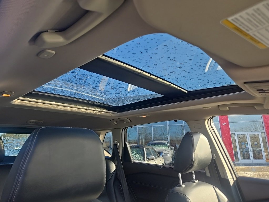 Used 2023 Nissan Rogue SV w/ SV Premium Package image 26