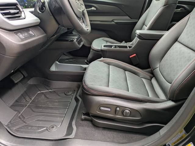New 2027 Chevrolet Bolt RS w/ Technology Package FWD image 11
