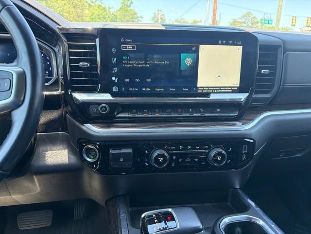 Used 2022 Chevrolet Silverado 1500 RST AWD/4WD image 12