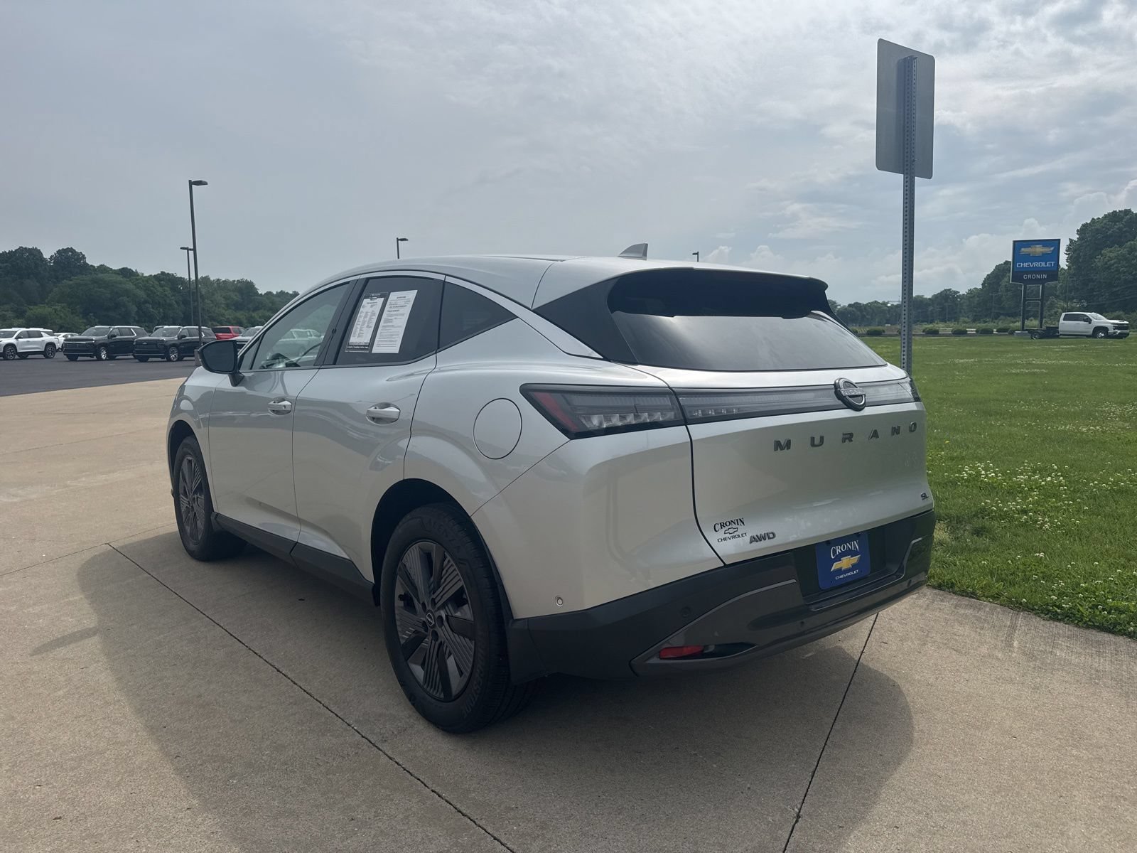 Used 2025 Nissan Murano SL AWD/4WD image 9