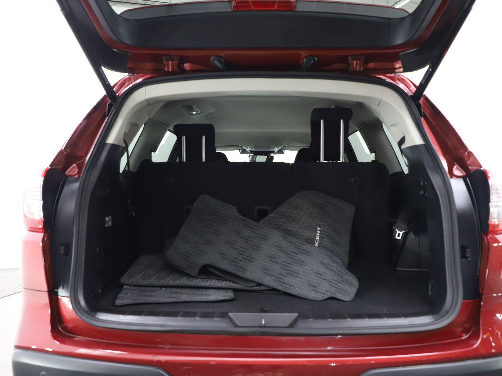 Used 2024 Subaru Ascent Premium w/ Convenience Package image 18