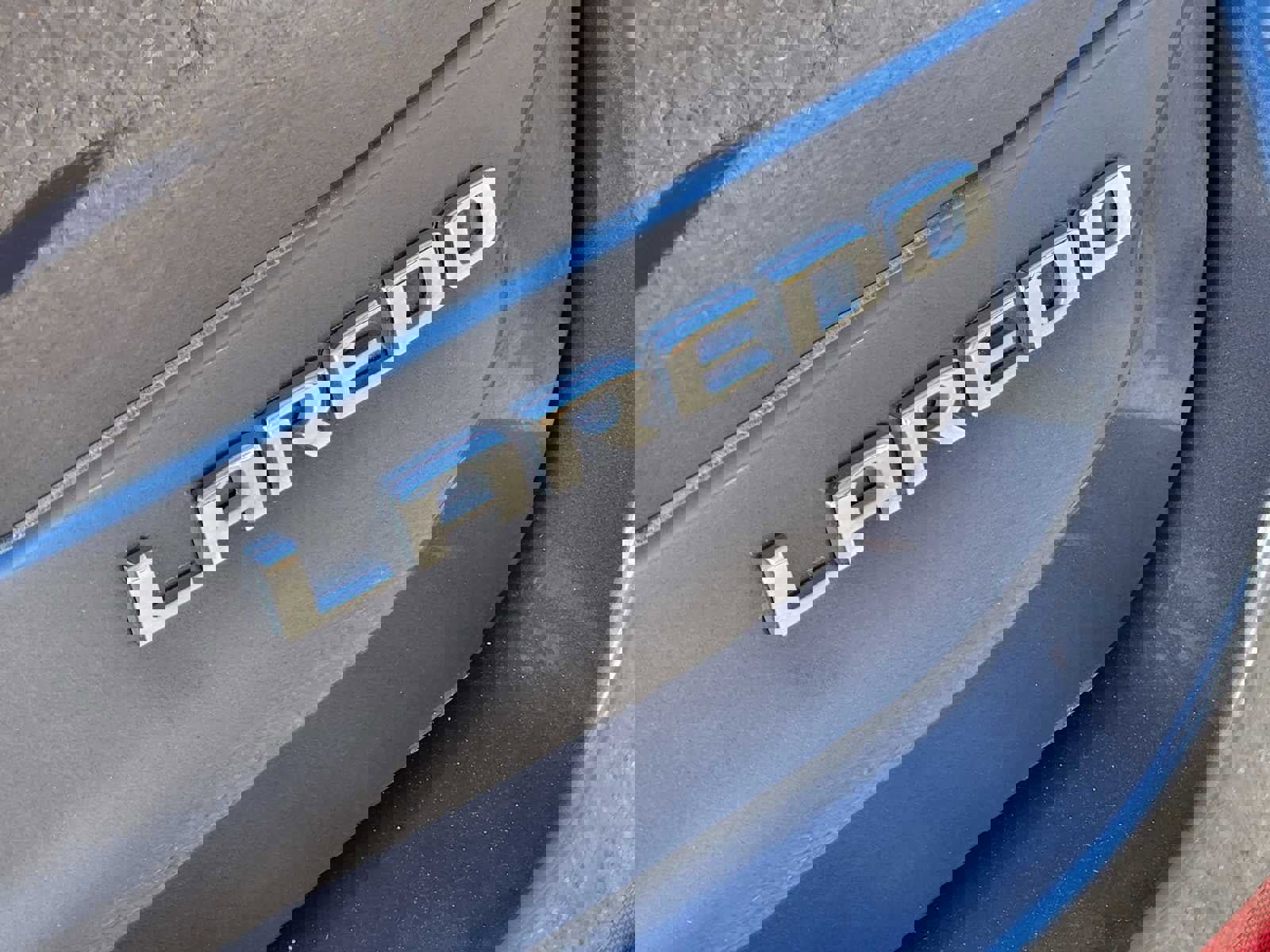 Used 2023 Jeep Grand Cherokee L Laredo image 12