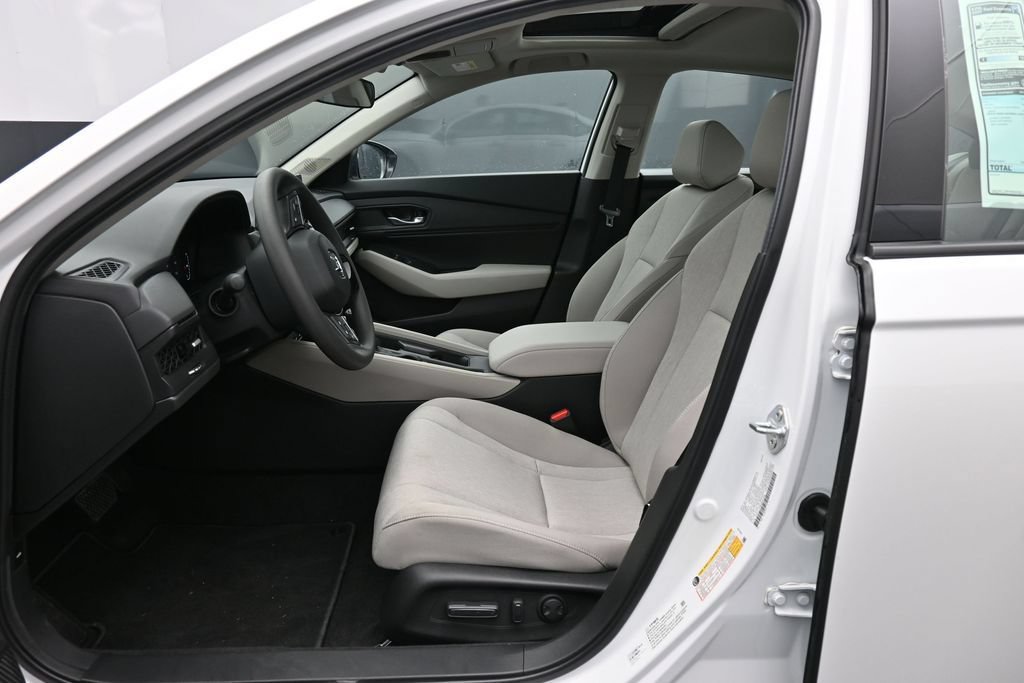 New 2025 Honda Accord SE image 20