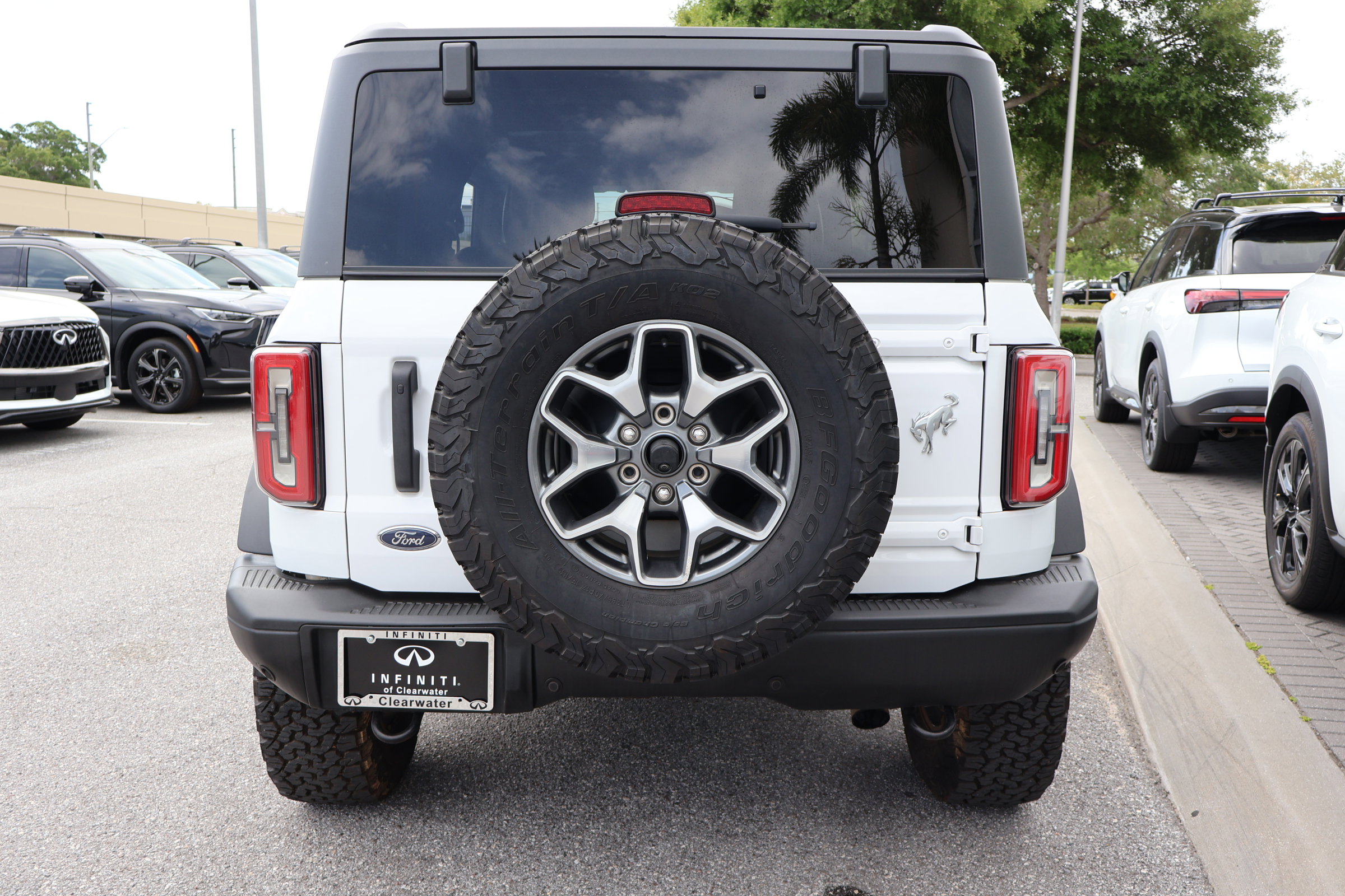 Used 2021 Ford Bronco Badlands AWD/4WD image 6