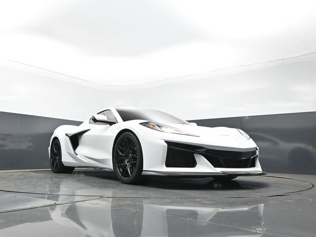 Used 2023 Chevrolet Corvette Z06 RWD image 27