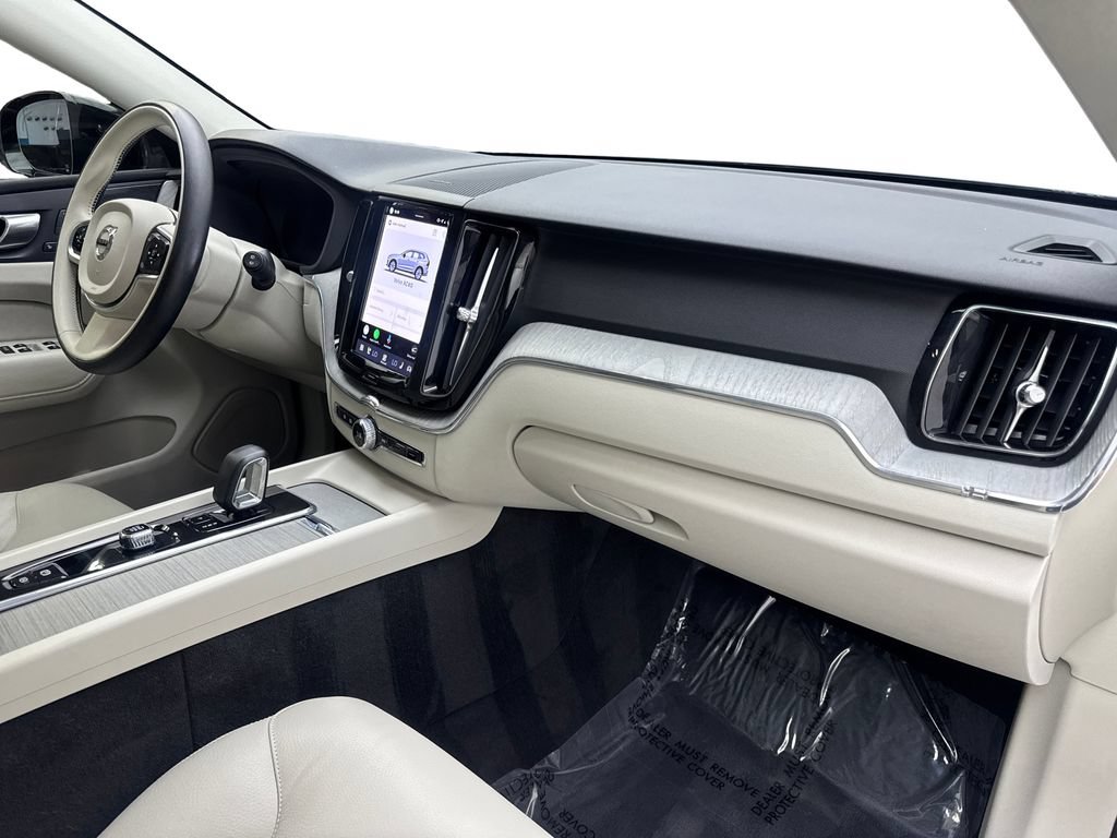 Used 2024 Volvo XC60 B5 Plus w/ Protection Package Premier AWD/4WD image 52