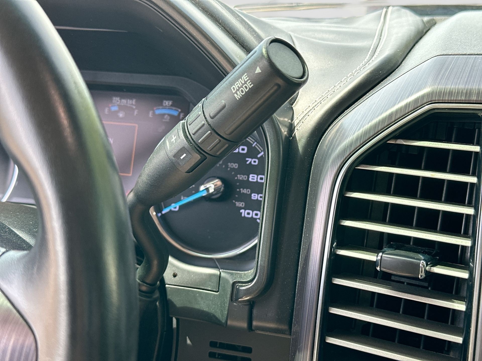 Used 2021 Ford F350 Limited AWD/4WD image 16
