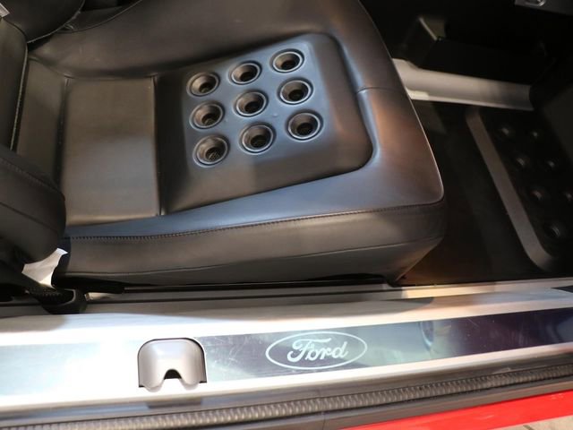 Used 2005 Ford GT image 10