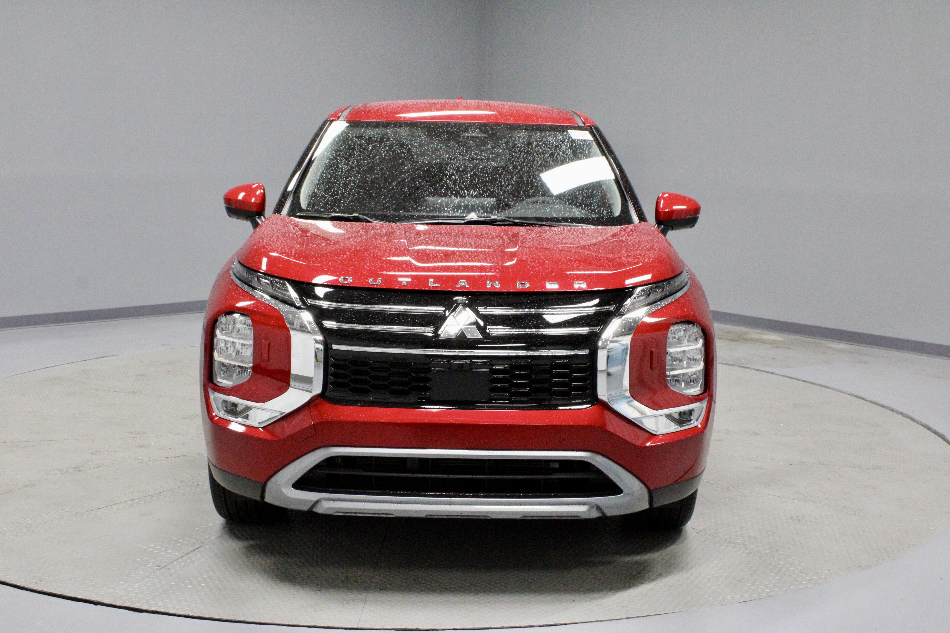 New 2025 Mitsubishi Outlander SE image 3